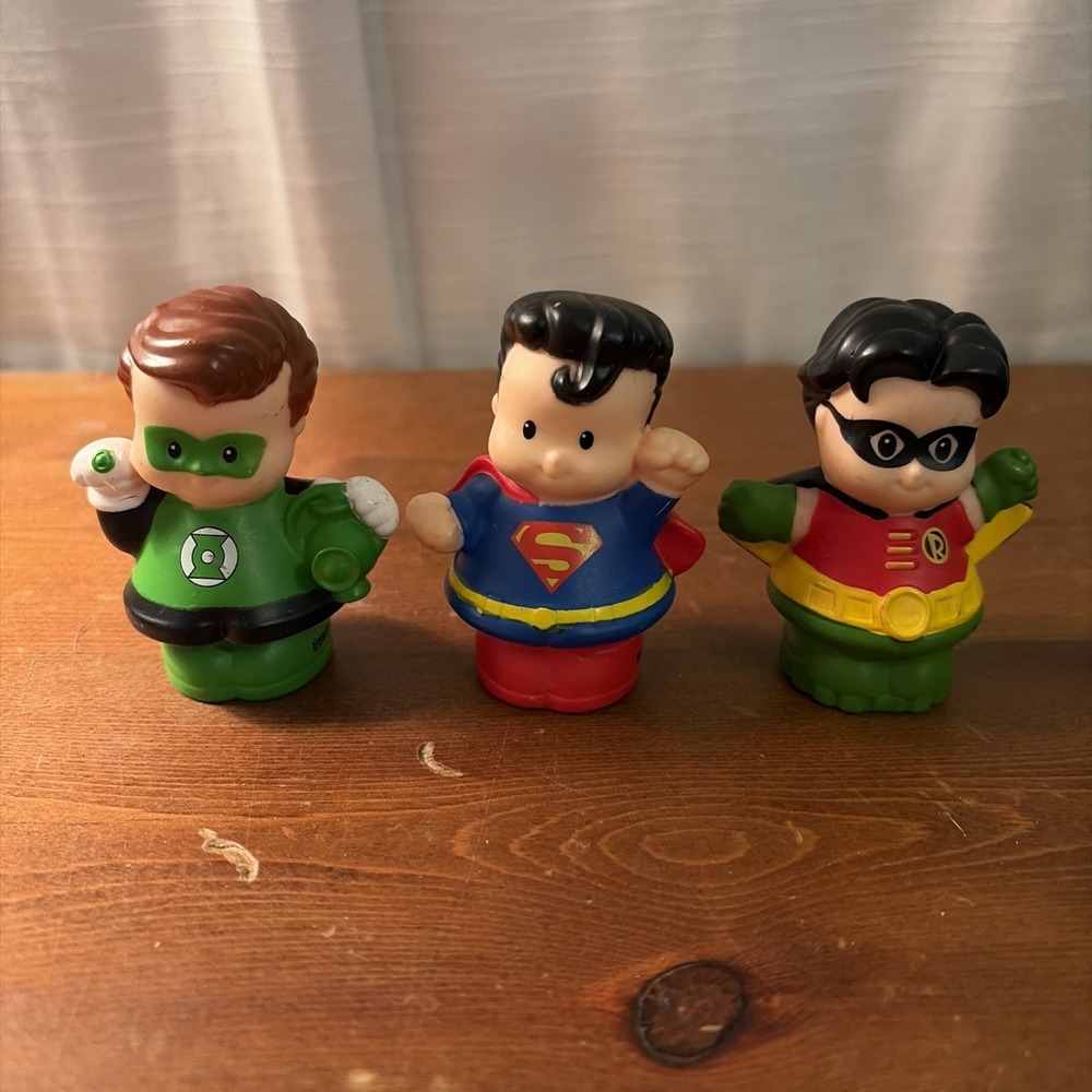 Fisher Price Little People DC Super Friends Green Lantern & Superman & Robin